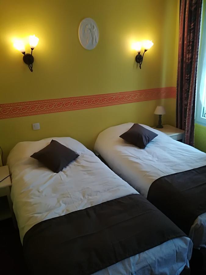 Hostellerie Saint Martin- Logis Hotel Et Restaurant Creully sur Seulles Exterior foto